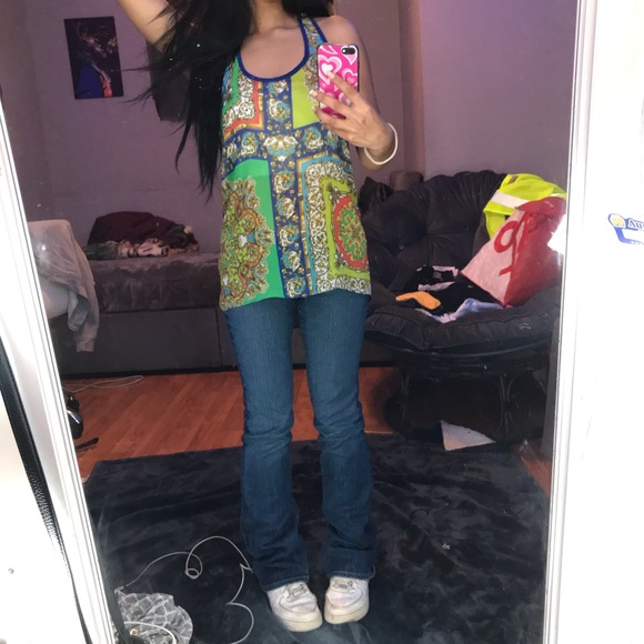 Patterned top - Picture 7 of 7